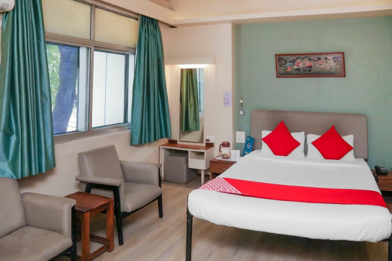 Oyo 6429 Pearl Hotel 3*